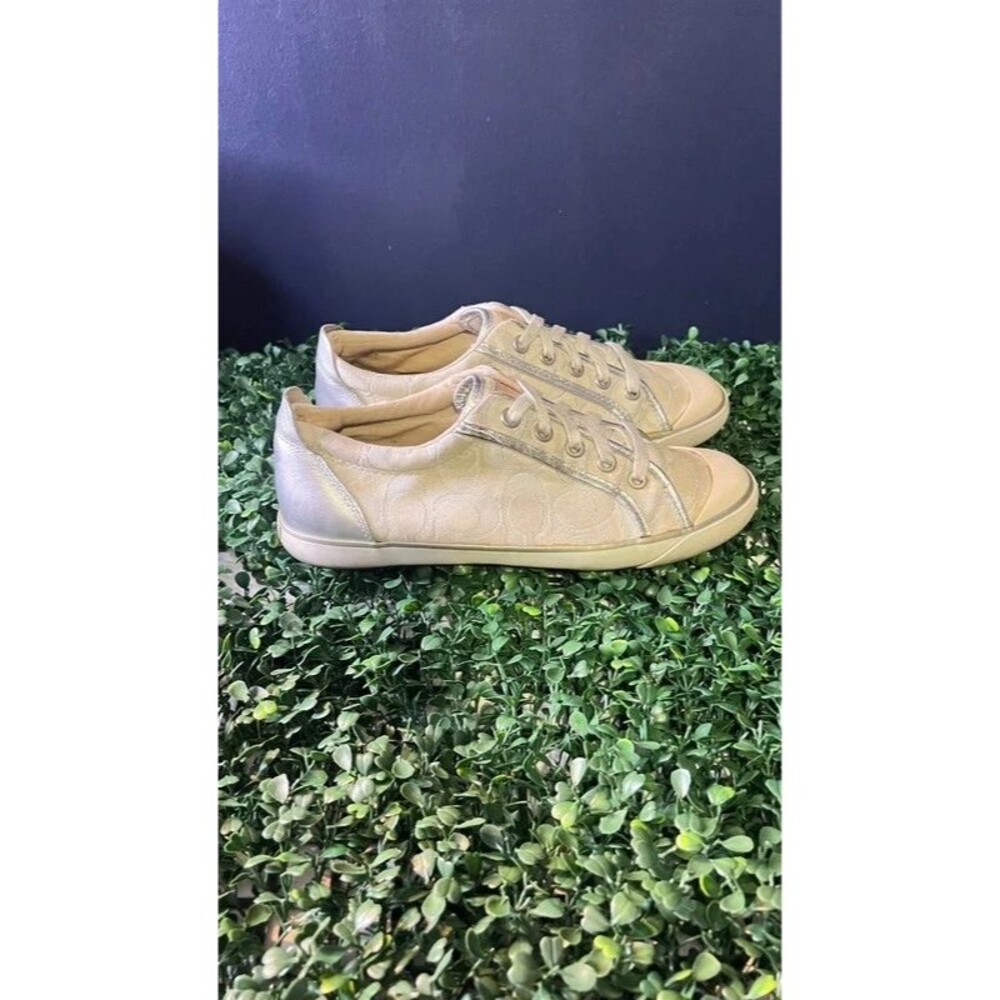 Coach Signature Canvas Low-Top Sneakers Metallic Silver Trim Size 8